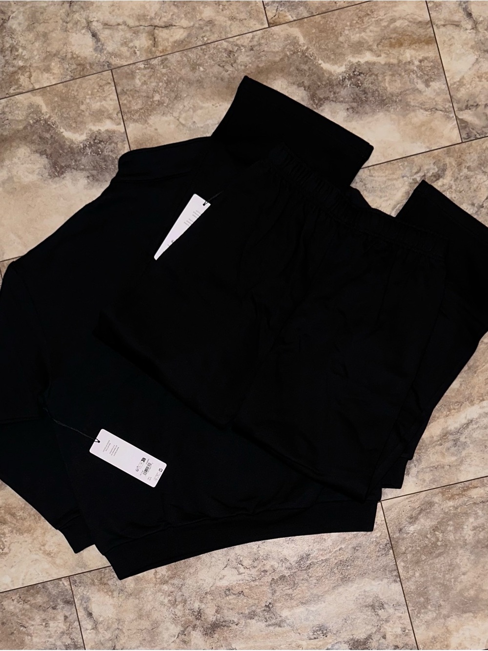 Alo Yoga Accolade 1/4 Zip & Straight Leg Sweatpants Set Black Size Medium - Picture 2 of 12